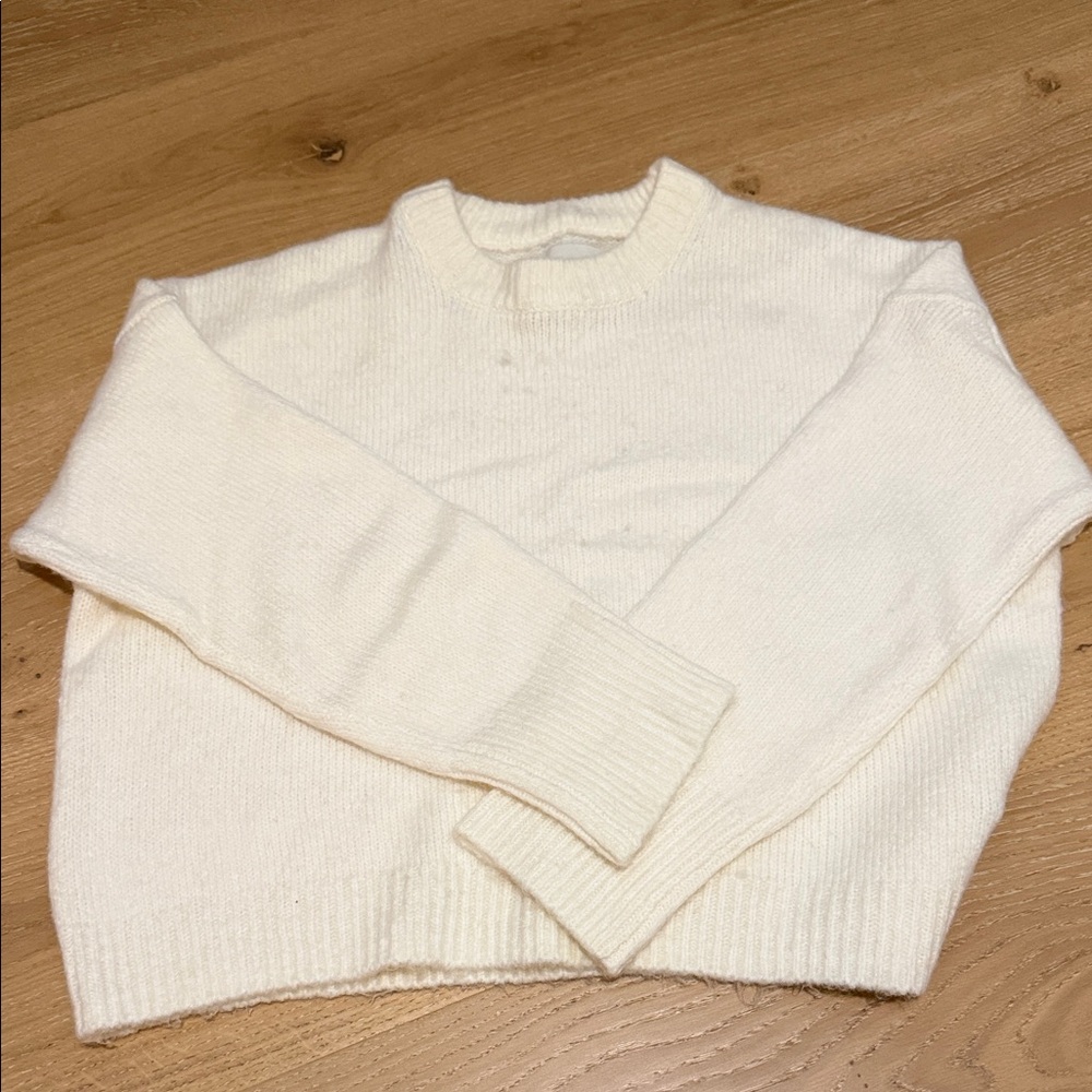 Abercrombie & Fitch Cream Crew Neck Sweater